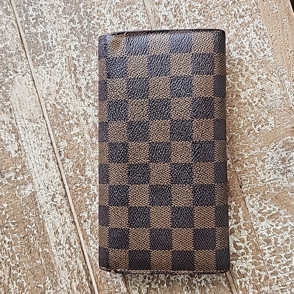 Louis Vuitton Damier Ebene Wallet - Picture 3 of 17